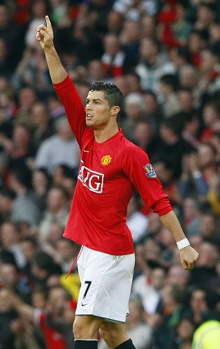  曼联补时绝杀维拉终结四场不胜  